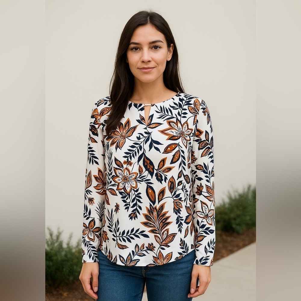 C&e Boho western style ruffle back top small